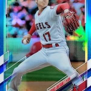 2021 Topps Chrome Blue refractor Ohtani 50/1500