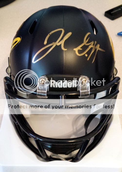 Jared-Goff-Cal-Helmet-front-1_zpspzipp4vg.jpg