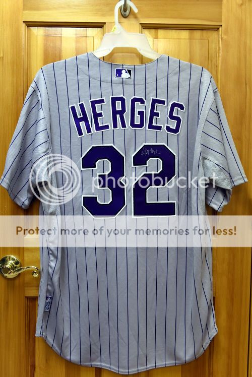 Matt-Herges-Rockies-Jersey-Back-5-6-16--1-resized_zpseouzsfjr.jpg