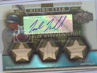 07tt-markakis-blue-bats.jpg