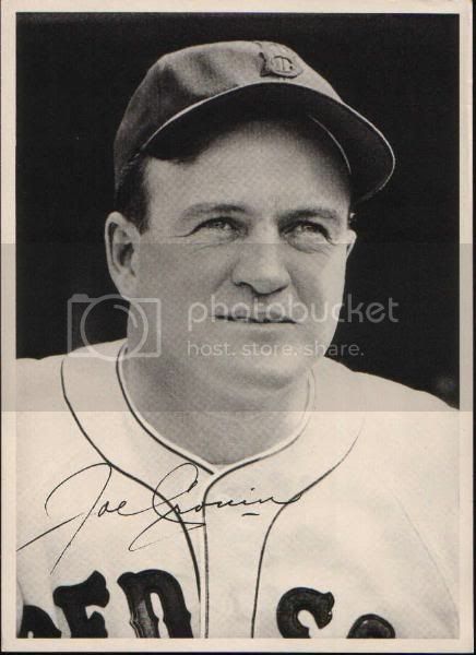 1942RedSoxTeamCronin.jpg
