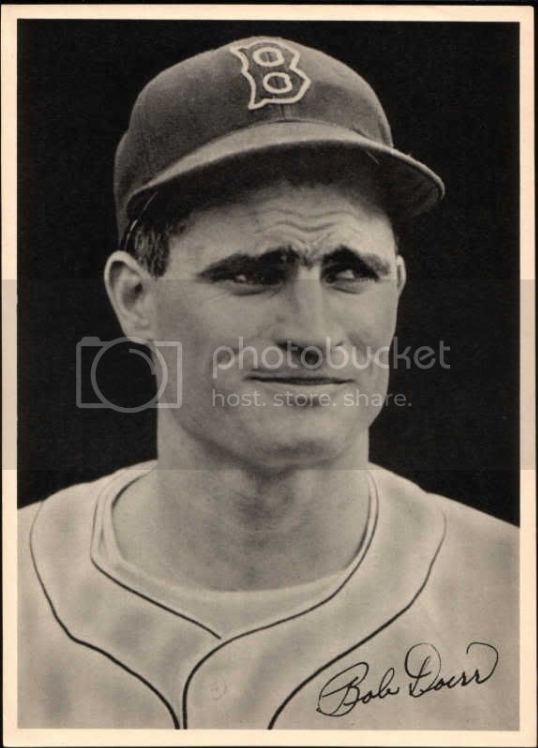 1946RedSoxTeamDoerr.jpg