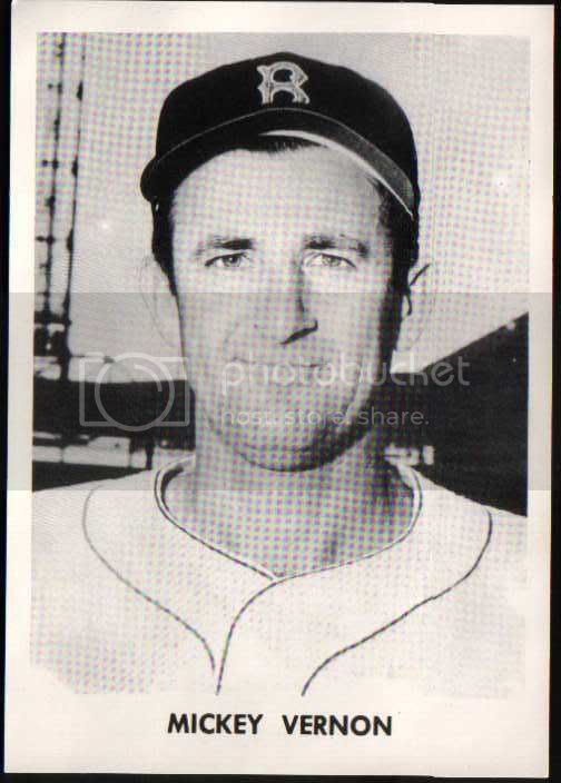 1957RedSoxTeamVernon.jpg