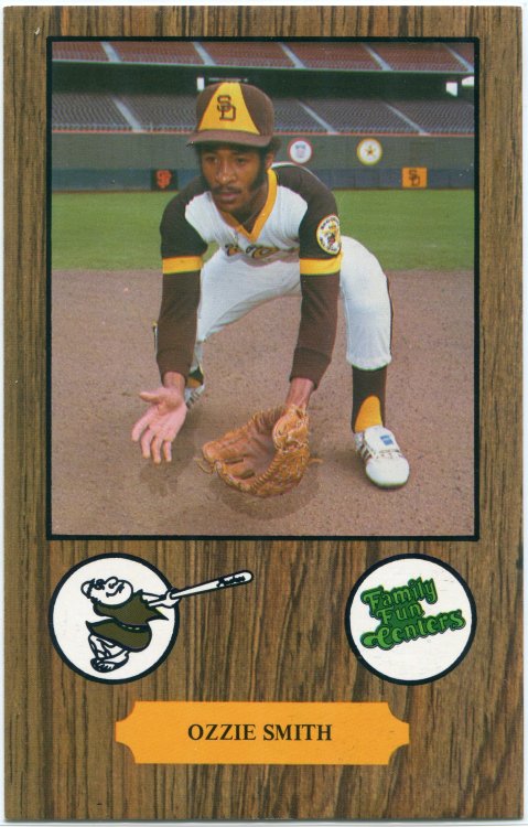 1978 Family Fun Centers Ozzie Smith.jpg