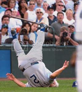 20061007-whoops_lasorda.jpg
