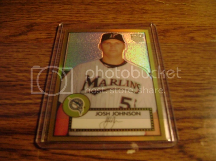 2006Topps52ChromeRefractorGolddto52.jpg
