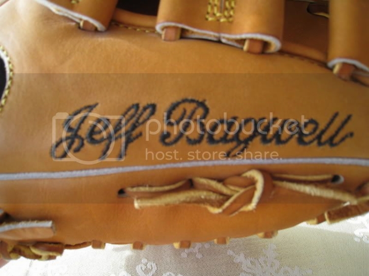 bagwell_fielders_glove_002.jpg