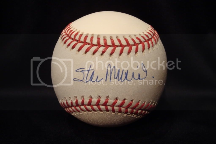 baseballs012.jpg