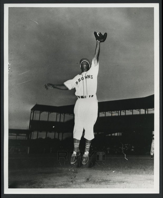 Brown, Willard Photo Type 2.jpg