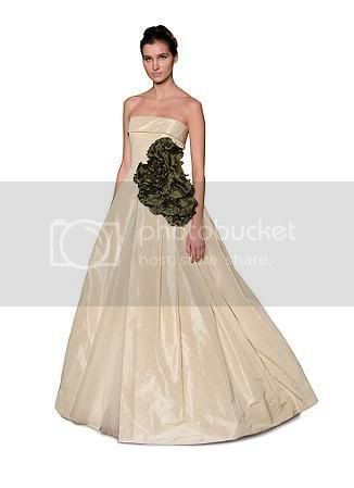ChampagneTaffetaTulleStraplessBallg.jpg