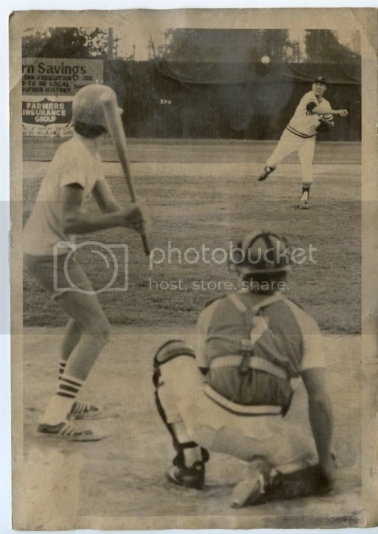 FellerPitching.jpg