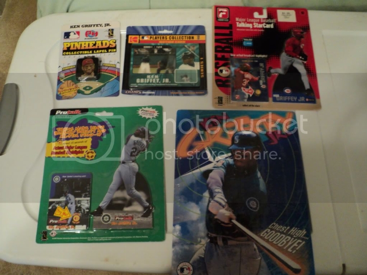 GRIFFEYODDBALL2.jpg