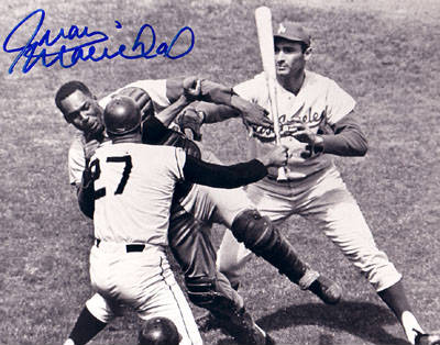marichal-hitting-roseboro-signed.jpg