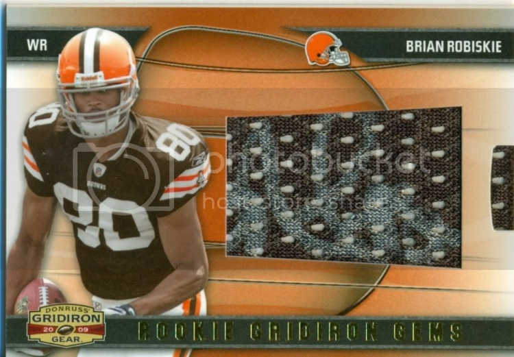 RobiskieGridirongearpulloutAU.jpg
