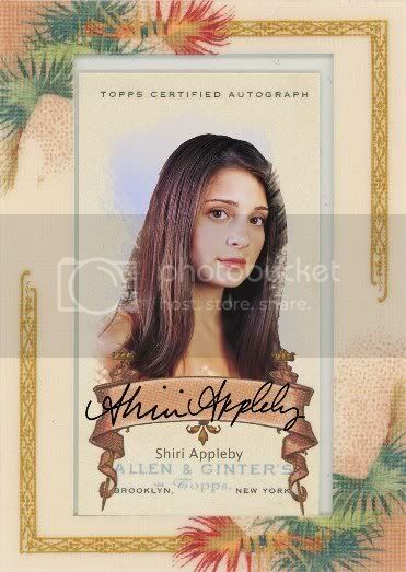 Shiri-Applebyhalf.jpg