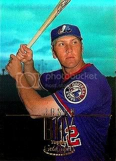 th_2002ToppsGoldLabel.jpg
