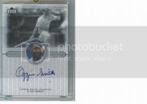 2000UpperDeckLegendsLegendarySignat.jpg