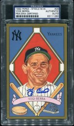 1992 Perez Steele Yogi Berra Auto.jpg