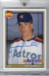 2019 Topps Iconic Rookie Card Autograph.jpg