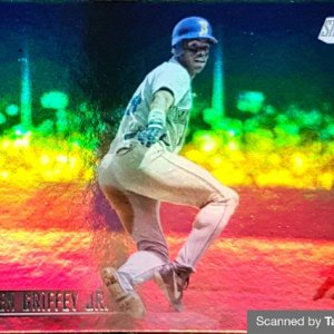 2021 Stadium club rainbow foilboard /25