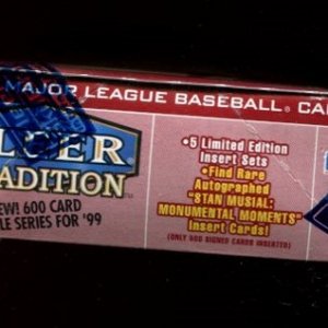 99FleerTradition box side1