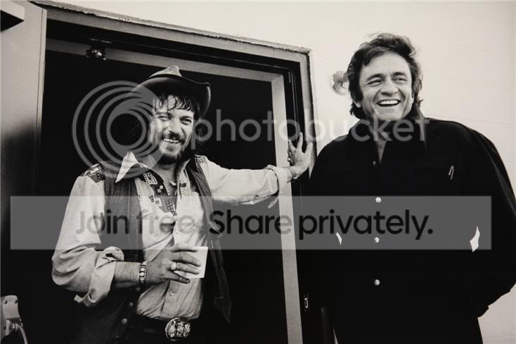 WaylonJenningsJohnnyCash1974.jpg
