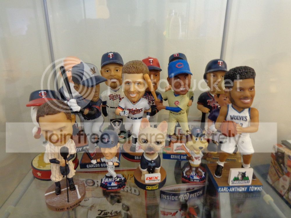 Bobbleheads_zps0yackmmp.jpg