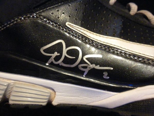 Game-UsedShoesAutoPic5.jpg