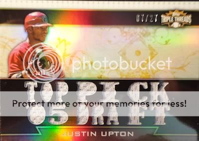 2011ToppsTripleThreadsRelicsGoldTopPickJerseyJustinUpton.jpg