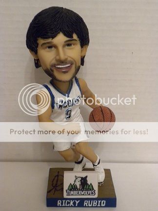 RickyRubioBobbleheadAuto1_zps7b72b6b1.jpg