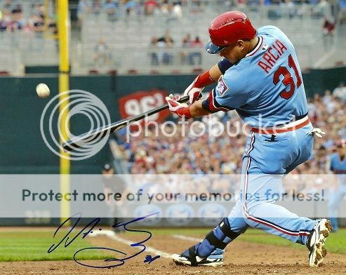 OswaldoArcia8x10Auto_zpsc69cf121.jpg