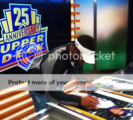 Upper-Deck-UDRAK-Ken-Griffey-Jr-Signing-Session-Michael-Doffing-Magicpapa_zps170de8f5.jpg