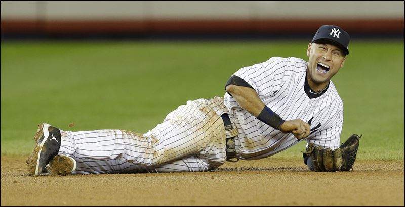 ALCS-Tigers-Yankees-Baseball-jete-s-ankle.jpg